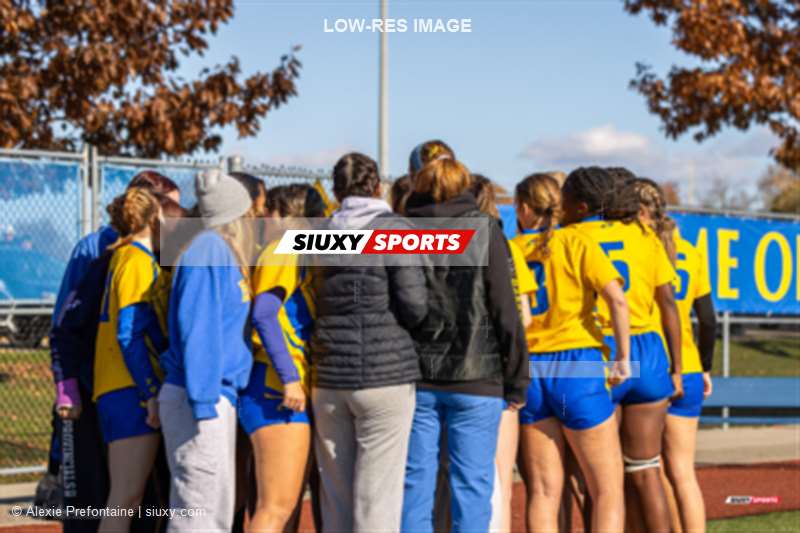  College John Abbott - Cégep André Laurendeau - Rugby - RSEQ 2023 - FINAL Coll. RUGBY Fem. - J.Abbott (30) vs (0) André Laurendeau (1ST HALF) (#RSEQ23RFJACAL1) Photo by: Alexie Prefontaine | Siuxy Sports 2023-11-05