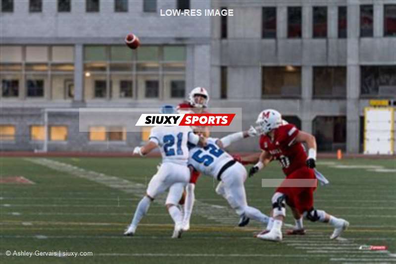 RSEQ 2024 Football - McGill (8) vs (47) Université de Montréal - 1st half par Ashley