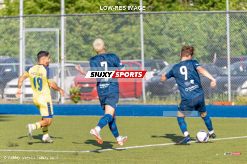  AS de Blainville - CS Longueuil - Soccer - PLSQ - AS de Blainville (1) vs (2) CS Longueuil (#PLSQ24ASBLON06) Photo by: Ashley Gervais | Siuxy Sports 2024-06-30