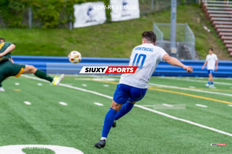  Université de Montréal - Université de Sherbrooke - Soccer - RSEQ 2024 - Soccer M - Carabins U de Montréal (2) vs (0) Vert-et-Or U de Sherbrooke - Par Ashley (#RSEQ24SMUDMUSH19) Photo by: Ashley Gervais | Siuxy Sports 2024-09-01