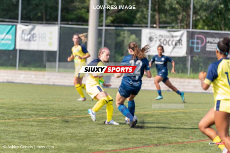  AS de Blainville - CS Longueuil - Soccer - PLSQ - F - AS de Blainville (2) vs (0) CS Longueil - 1st half (#PLSQF24ASBCSL17) Photo by: Ashley Gervais | Siuxy Sports 2024-07-14