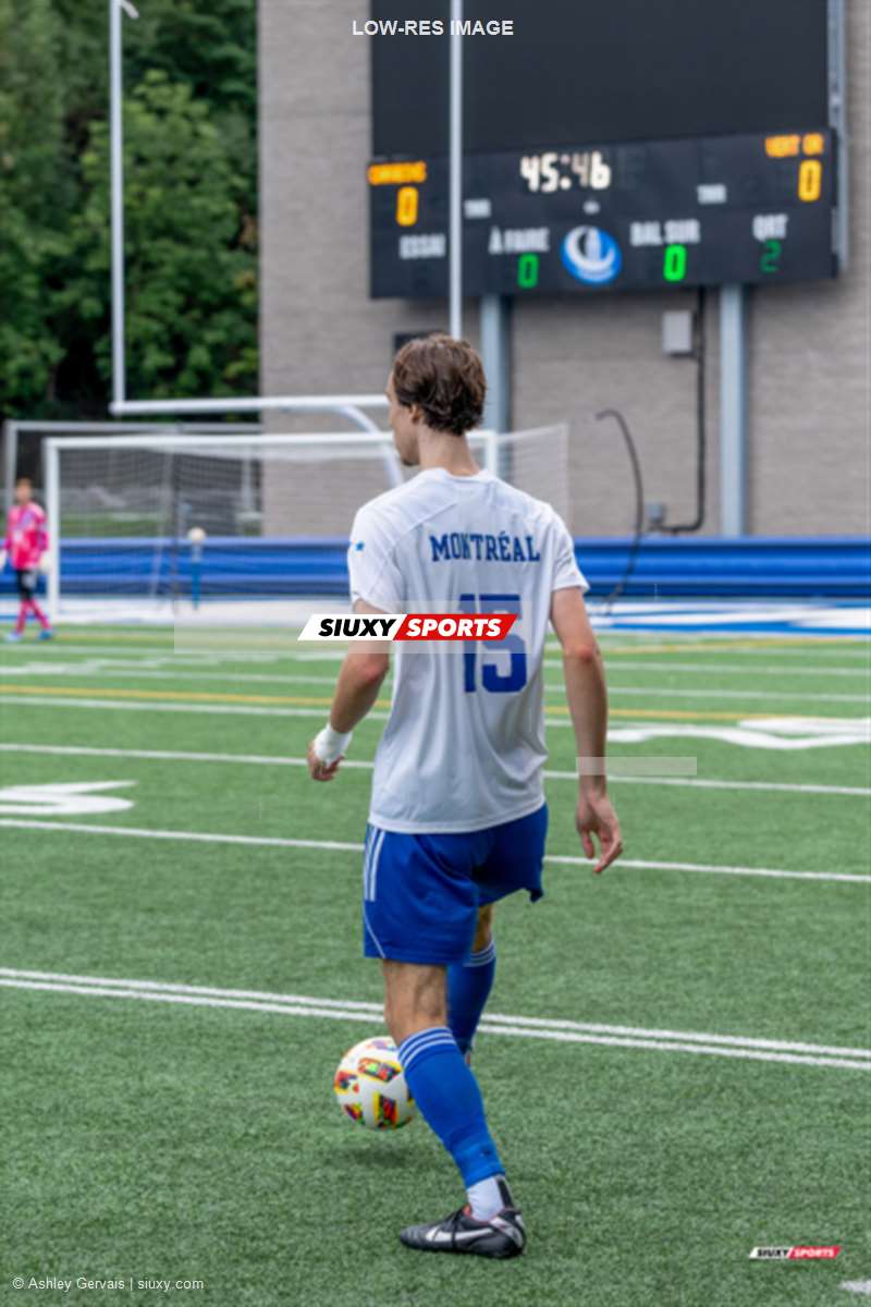  Université de Montréal - Université de Sherbrooke - Soccer - RSEQ 2024 - Soccer M - Carabins U de Montréal (2) vs (0) Vert-et-Or U de Sherbrooke - Par Ashley (#RSEQ24SMUDMUSH19) Photo by: Ashley Gervais | Siuxy Sports 2024-09-01