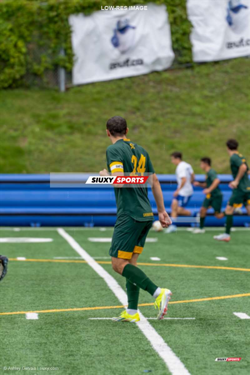  Université de Montréal - Université de Sherbrooke - Soccer - RSEQ 2024 - Soccer M - Carabins U de Montréal (2) vs (0) Vert-et-Or U de Sherbrooke - Par Ashley (#RSEQ24SMUDMUSH19) Photo by: Ashley Gervais | Siuxy Sports 2024-09-01