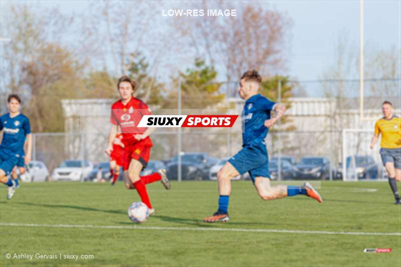 Victor CHIASSON -  AS de Blainville - Royal Beauport - Soccer - L1QC 2025 M - AS Blainville (1) vs (1) Royal Beauport  (#L1QC25MASBRB5) Photo by: Ashley Gervais | Siuxy Sports 2025-05-04