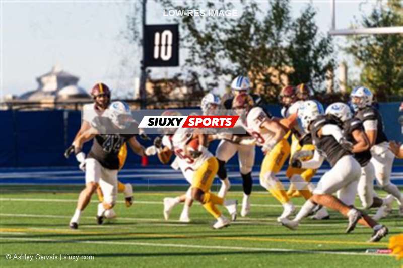 RSEQ - 2023 Football - Université de Montréal (14) vs (16) Concordia University