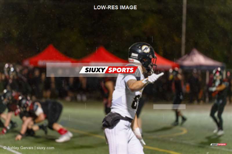  Collège de Valleyfield - Collège Lionel-Groulx - Football - RSEQ - 2023 Footbal D2 - Valleyfield (1) vs (39) Lionel-Groulx (#RSEQ2023NEONOR10) Photo by: Ashley Gervais | Siuxy Sports 2023-10-21
