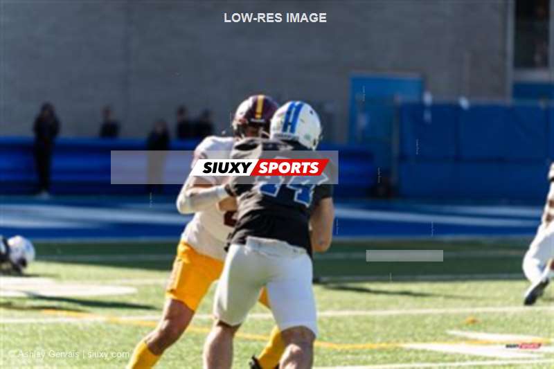 RSEQ - 2023 Football - Université de Montréal (14) vs (16) Concordia University
