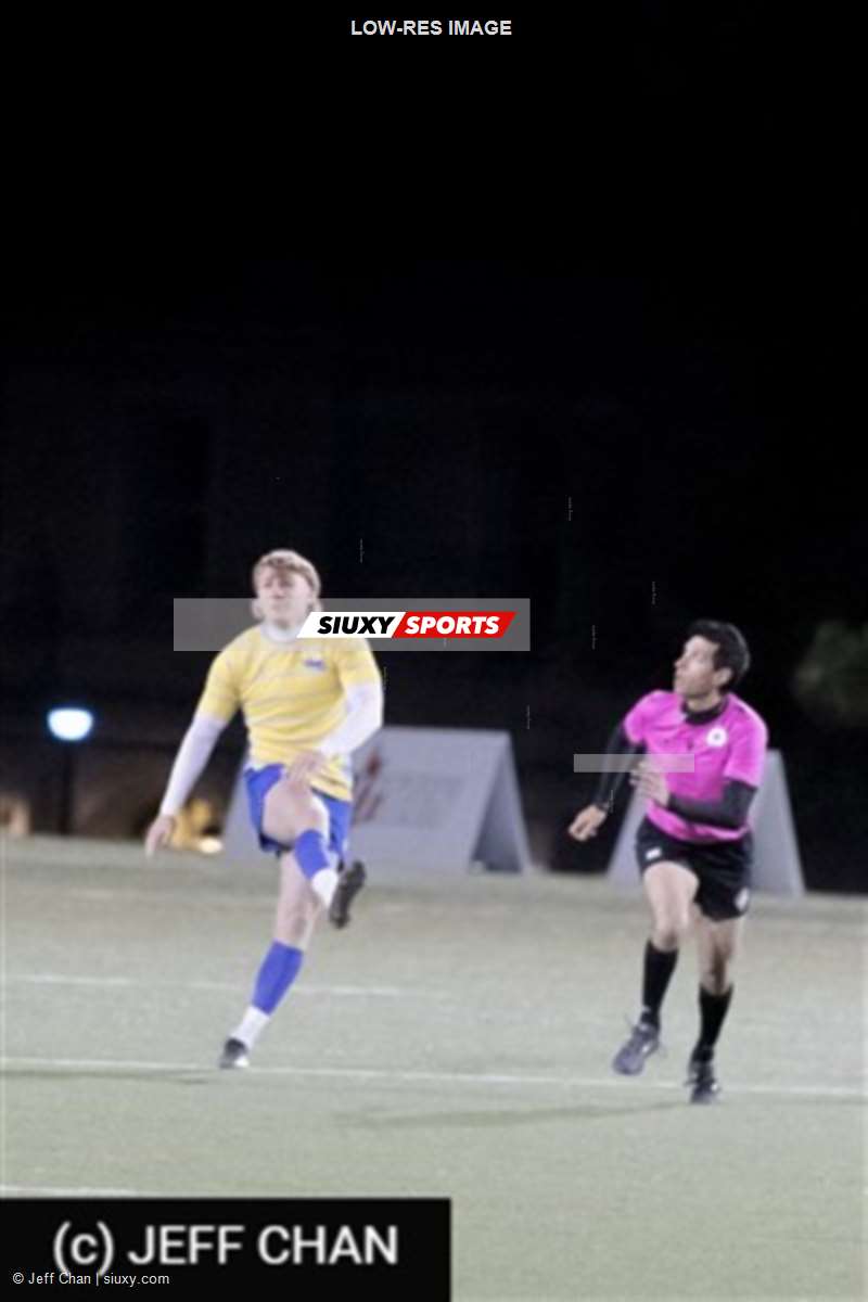 CANUMENS 2021 - U Victoria vs Dalhousie U -  by Jeff Chan