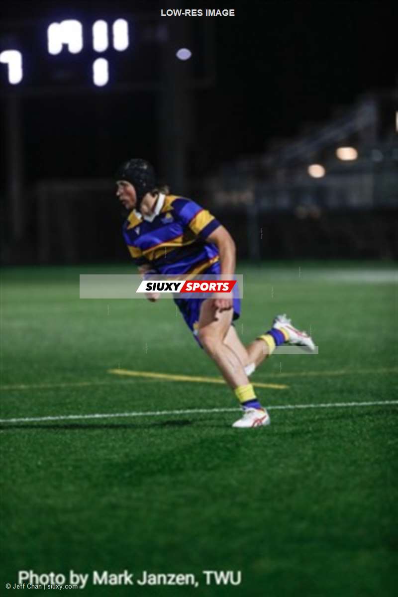 CANUMENS 2023 - Quarter final - UVic vs Memorial U by Jeff Chan