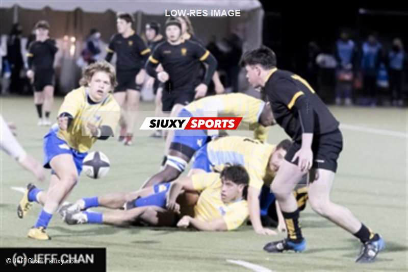 CANUMENS 2021 - U Victoria vs Dalhousie U -  by Jeff Chan