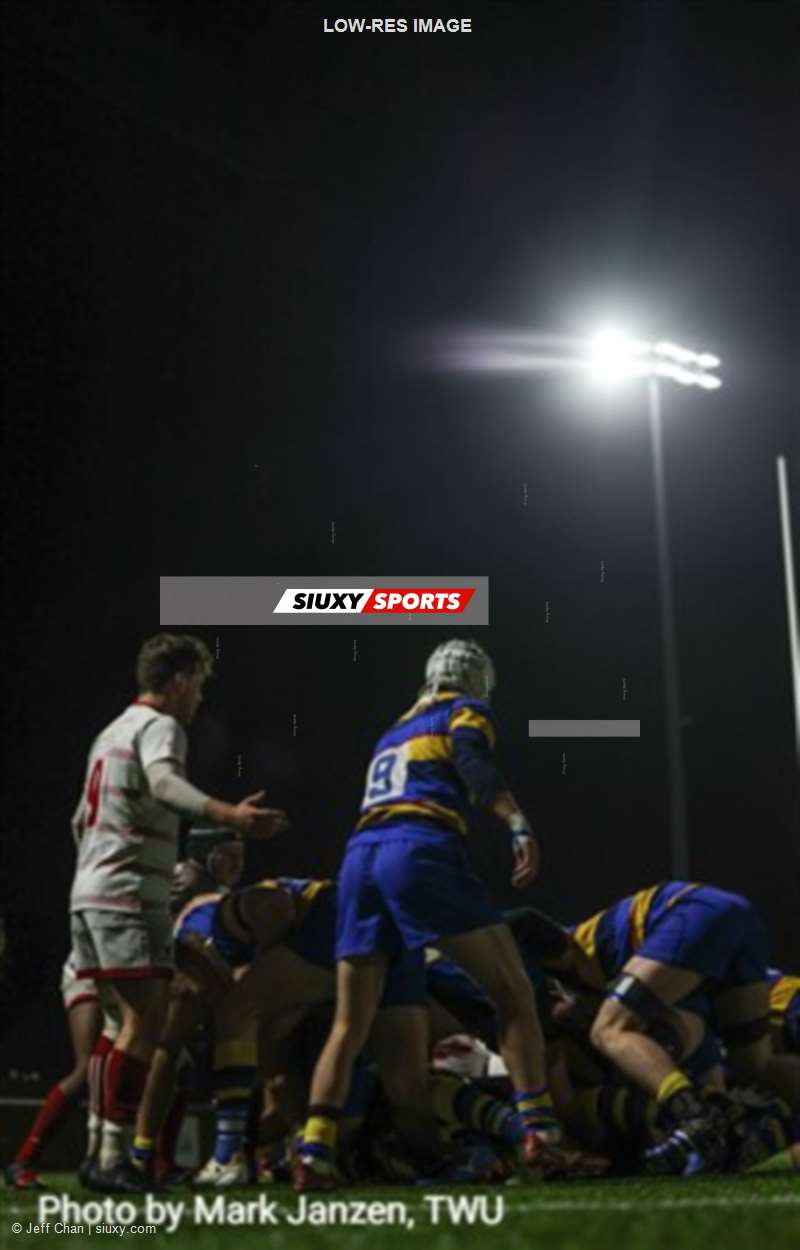 CANUMENS 2023 - Quarter final - UVic vs Memorial U by Jeff Chan