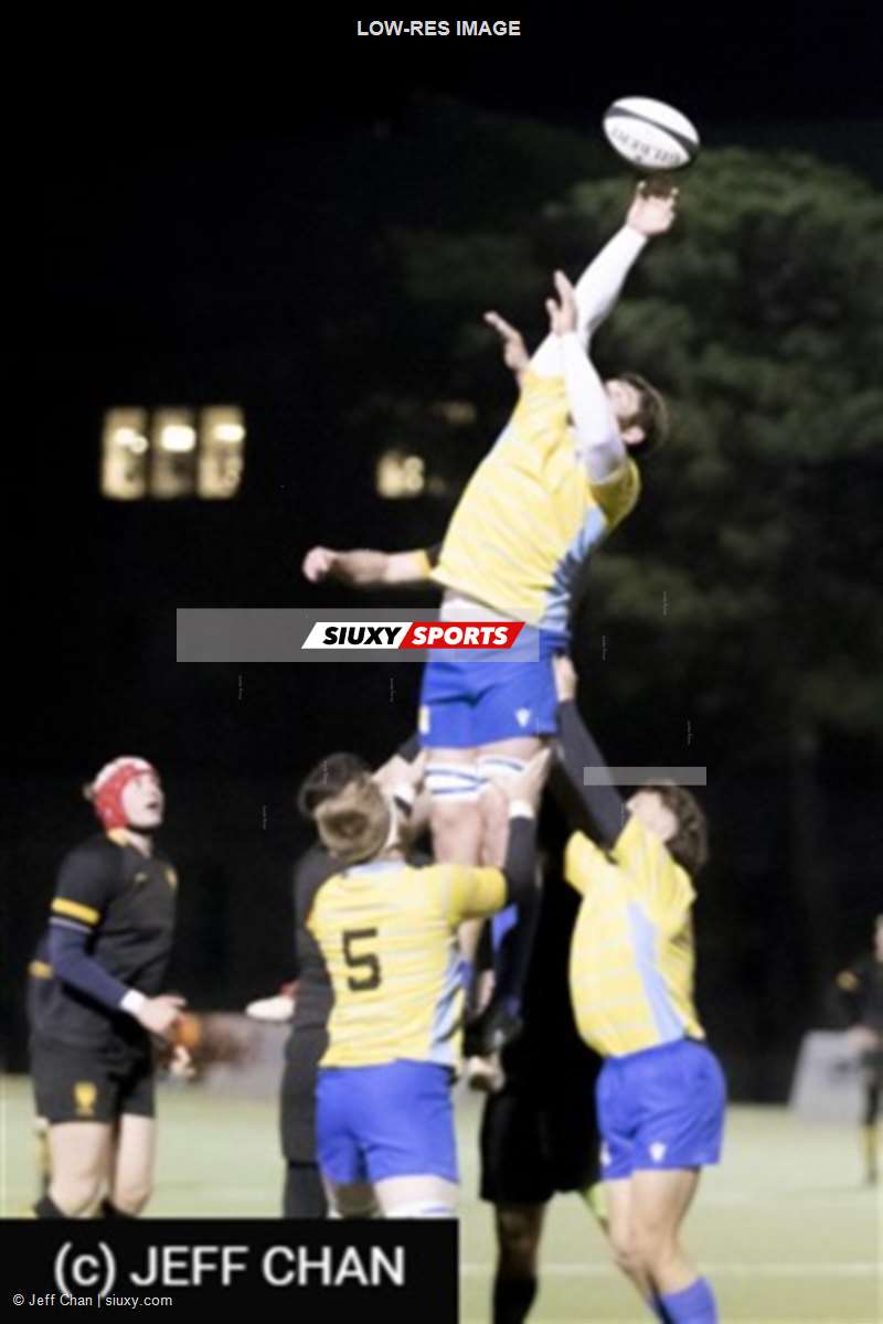 CANUMENS 2021 - U Victoria vs Dalhousie U -  by Jeff Chan