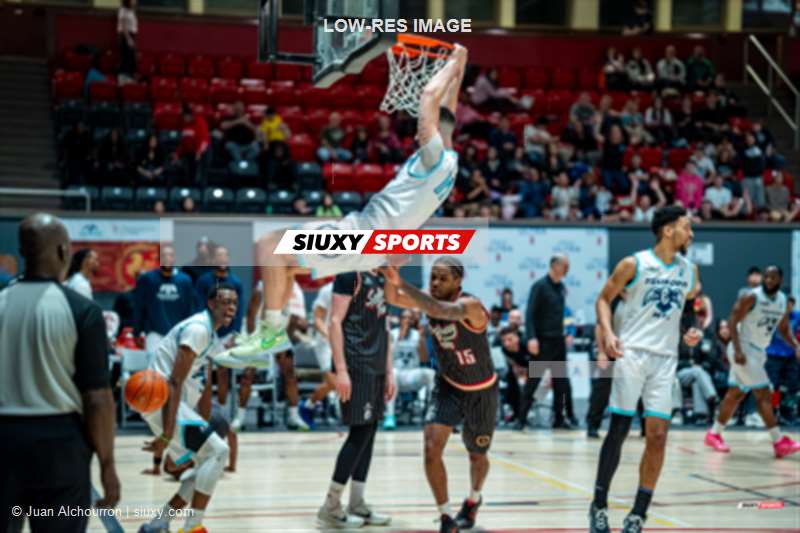 Gabriel WIZNITZER -  Montreal - Sudbury - Basketball - BSL 2026 - Toundra de Montréal vs Sudbury Five - Game (#BSL26TMSF31) Photo by: Juan Alchourron | Siuxy Sports 2026-03-06