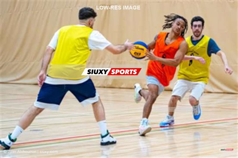 TSS 2026 - Yellow vs Orange