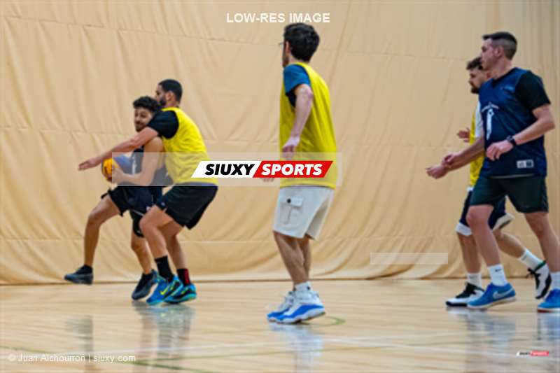  TSS-Yellow-26 - TSS-Blue-26 - Basketball - TSS 2026 - Yellow vs Blue (#TSS260307) Photo by: Juan Alchourron | Siuxy Sports 2026-03-22