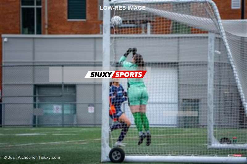 Senior Ligue 1 QC Féminin 2026 - CS St-Laurent vs CS Mont-Royal Outremont