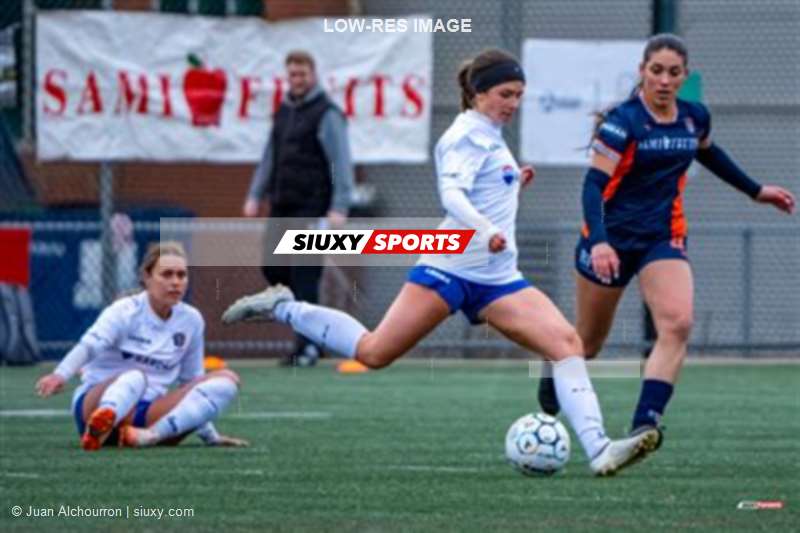 Senior Ligue 1 QC Féminin 2026 - CS St-Laurent vs CS Mont-Royal Outremont
