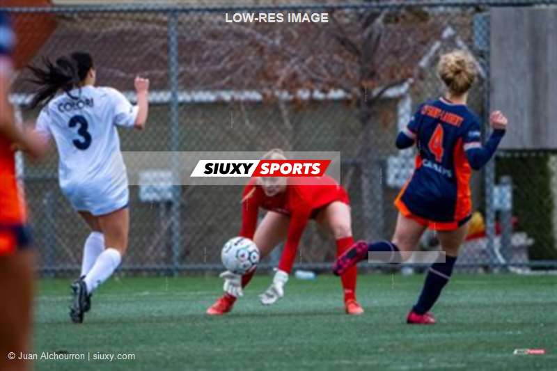 Senior Ligue 1 QC Féminin 2026 - CS St-Laurent vs CS Mont-Royal Outremont
