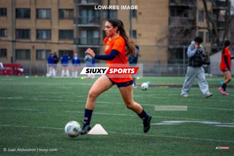 Senior Ligue 1 QC Féminin 2026 - CS St-Laurent vs CS Mont-Royal Outremont