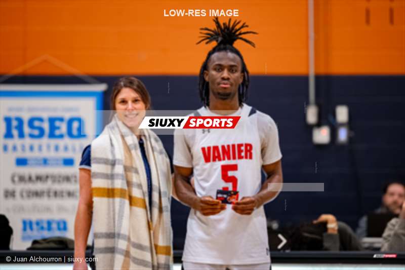 Dzidula Marylight SOWADAN -  Cégep Vanier - Cégep André Laurendeau - Basketball - RSEQ 2026 - Basketball M D2 - Championnat de conférence SO - Vanier vs André Laurendeau (#RSEQ26BMD24VA) Photo by: Juan Alchourron | Siuxy Sports 2026-03-28