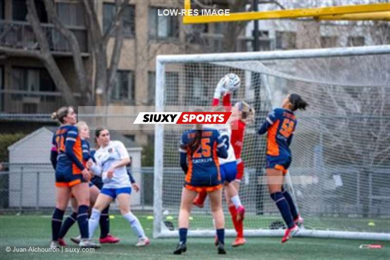 Senior Ligue 1 QC Féminin 2026 - CS St-Laurent vs CS Mont-Royal Outremont