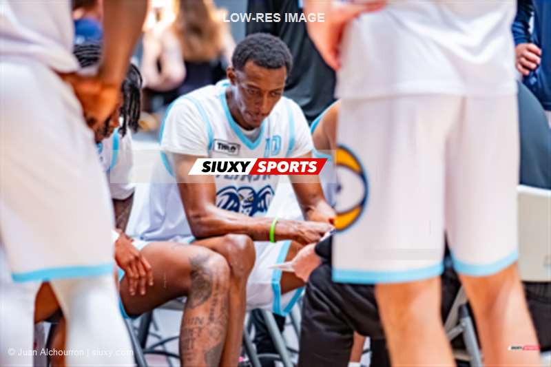Tafari BECKFORD -  Montreal - Windsor - Basketball - BSL 2026 - Toundra de Montréal vs Windsor Express - Game (#BSL26TMWE25) Photo by: Juan Alchourron | Siuxy Sports 2026-02-28