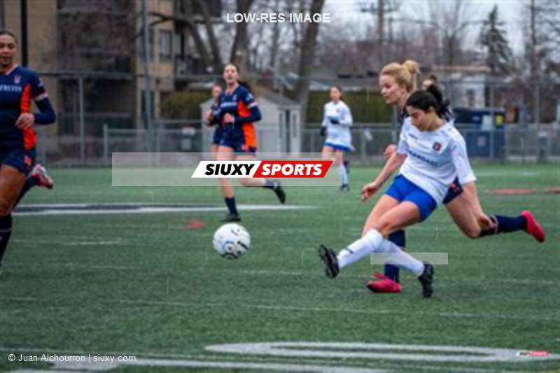 Senior Ligue 1 QC Féminin 2026 - CS St-Laurent vs CS Mont-Royal Outremont