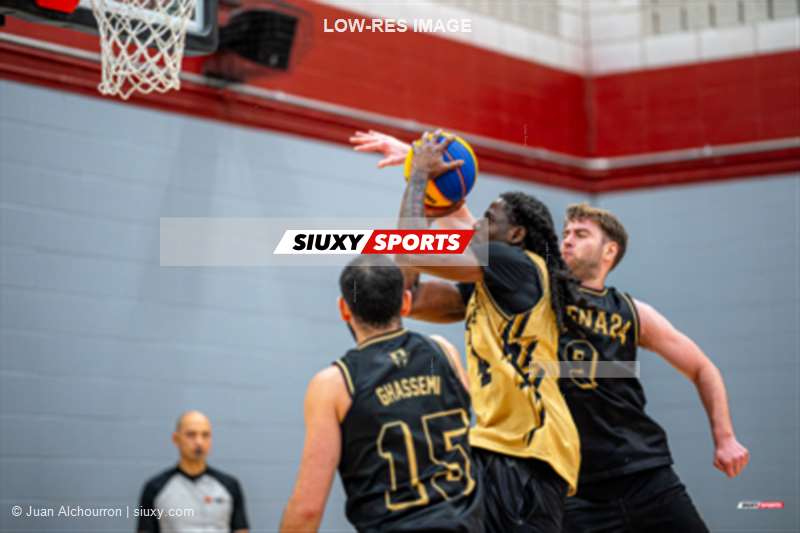 Daniel GHASSEMI BAKHTIARI - Jean RISME -  Moonhunters - Talons - Basketball - 2026 - Area Courts - Arena 24 - Gods Division - Moonhunters vs Talons (#A24-26GDMHTA2) Photo by: Juan Alchourron | Siuxy Sports 2026-02-25