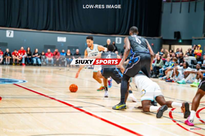 Kyle STEWARD -  Montreal - Lake Erie - Basketball - BSL 2026 - Toundra de Montréal vs Lake Erie Jackals - Game (#BSL26TMJA21) Photo by: Juan Alchourron | Siuxy Sports 2026-02-27