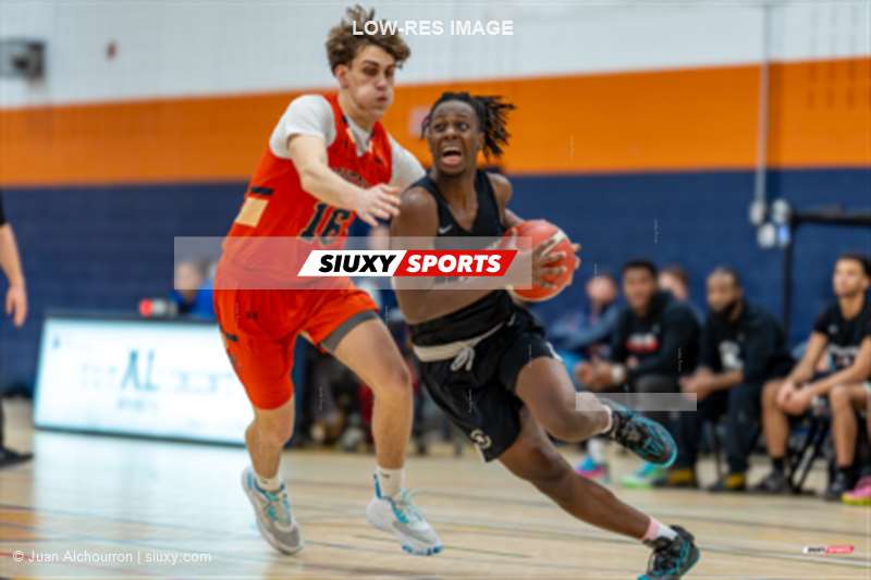 Guillaume HENRY -  Cégep André Laurendeau - College Ahuntsic - Basketball - RSEQ 2026 - Basketball D2 M - André Laurendeau vs Collège Ahuntsic (#RSEQ26BD2MAA2) Photo by: Juan Alchourron | Siuxy Sports 2026-02-07