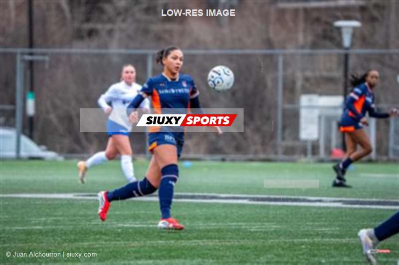 Senior Ligue 1 QC Féminin 2026 - CS St-Laurent vs CS Mont-Royal Outremont