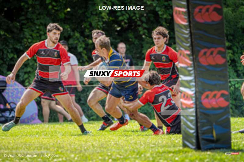 Max BERNHART - Michael CAVALIERE -  Beaconsfield Rugby Football Club - Town of Mount Royal RFC - Rugby - RQ 2026 - Super Ligue Masc 1sts - Beaconsfield vs TMR (#RQ26SLM1BT07) Photo by: Juan Alchourron | Siuxy Sports 2026-07-11