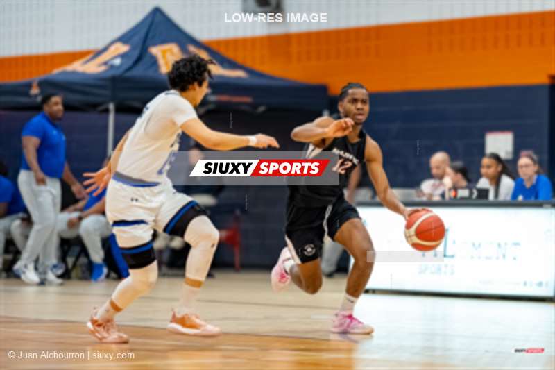  College Dawson - College Ahuntsic - Basketball - RSEQ 2026 - Basketball M D2 - Championnat de conférence SO - Dawson vs Ahuntsic (#RSEQ26BMD21DA) Photo by: Juan Alchourron | Siuxy Sports 2026-03-27