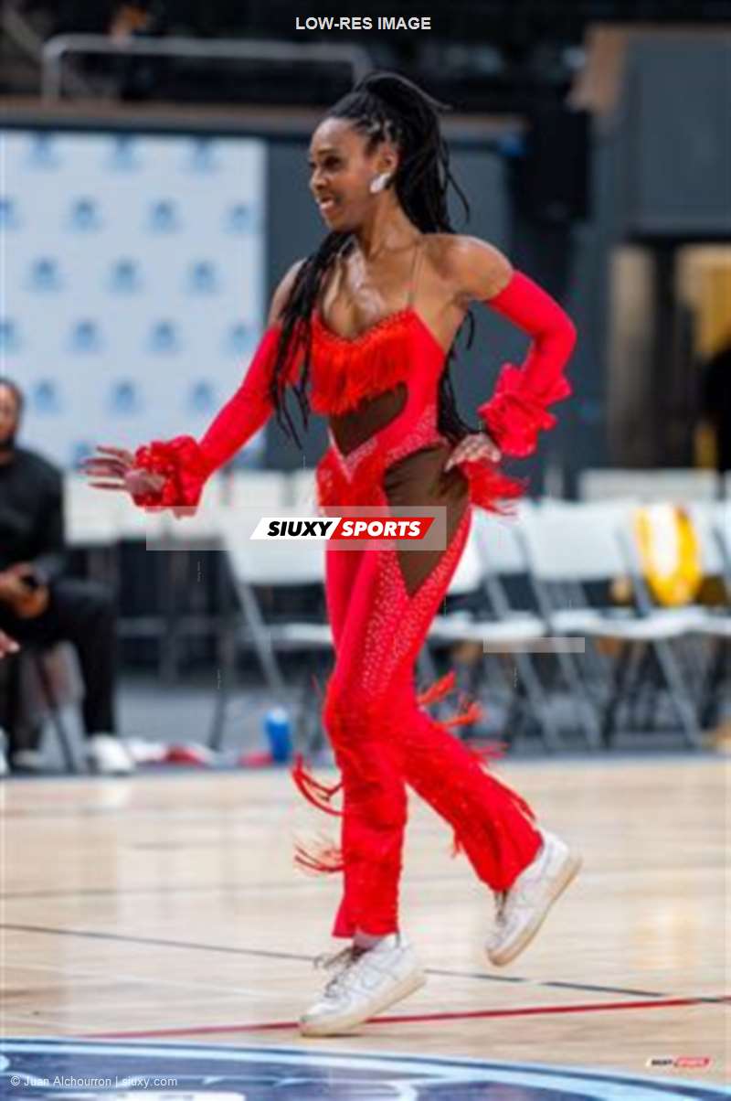Fierce MTL - Latin Groove Montreal - Half Time Show at Montreal Toundra games (20-21 Feb 2026)