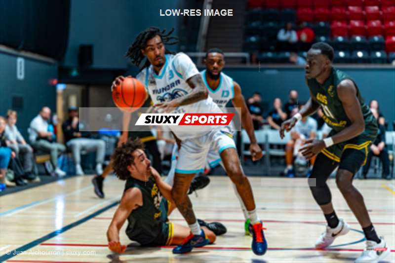 Davon BECKERT - Daniel SHAKUR - Nyang WEK III -  Montreal - Sentinels - Basketball - BSL 2026 - Toundra de Montréal vs Texas Sentinels - Game (#BSL26TMST01) Photo by: Juan Alchourron | Siuxy Sports 2026-02-15