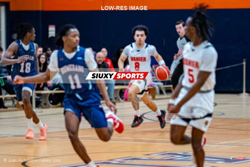 Dzidula Marylight SOWADAN -  Cégep Vanier - Cégep André Laurendeau - Basketball - RSEQ 2026 - Basketball M D2 - Championnat de conférence SO - Vanier vs André Laurendeau (#RSEQ26BMD24VA) Photo by: Juan Alchourron | Siuxy Sports 2026-03-28