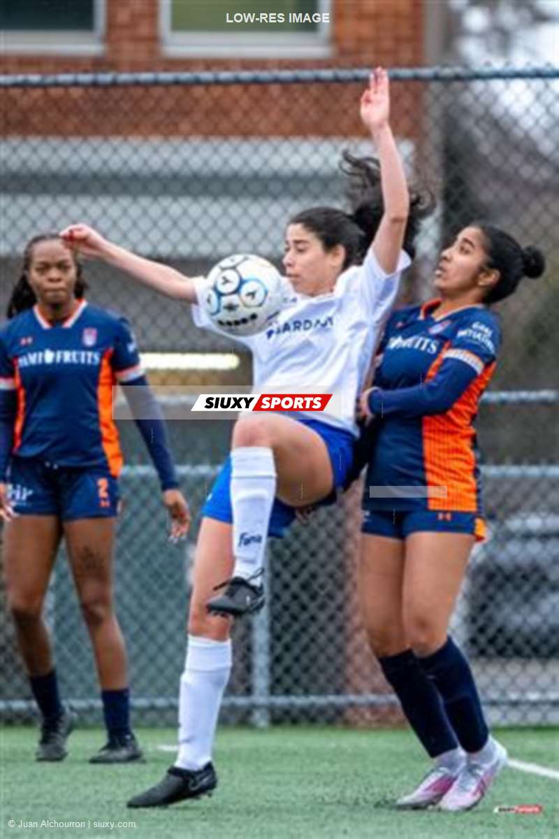 Senior Ligue 1 QC Féminin 2026 - CS St-Laurent vs CS Mont-Royal Outremont