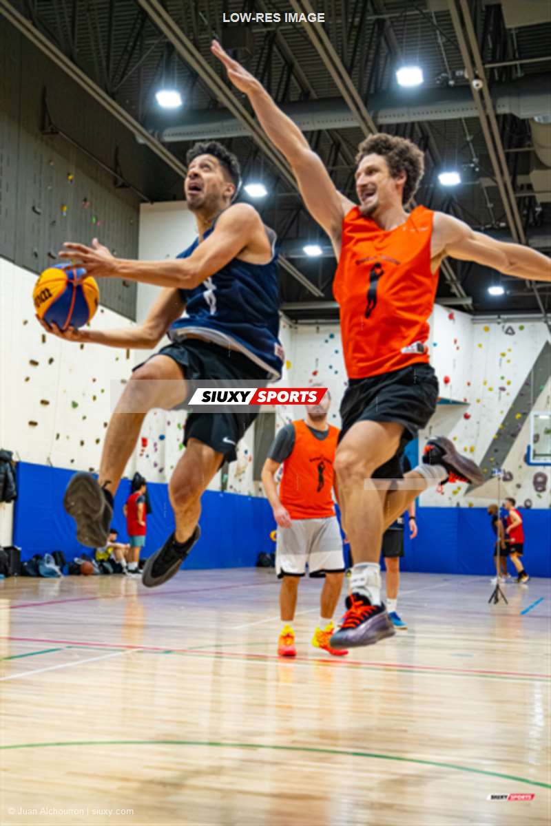  TSS-Orange-26 - TSS-Blue-26 - Basketball - TSS 2026 - Orange vs Blue (#TSS260301) Photo by: Juan Alchourron | Siuxy Sports 2026-03-22