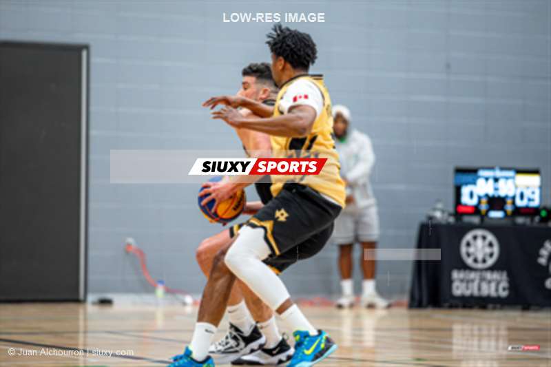 Kyle DESMARAIS - John-Fitzgerald METAYER -  Moonhunters - Venoms - Basketball - 2026 - Area Courts - Arena 24 - Gods Division - Moonhunters vs Venoms (#A24-26GDMHVE2) Photo by: Juan Alchourron | Siuxy Sports 2026-02-18