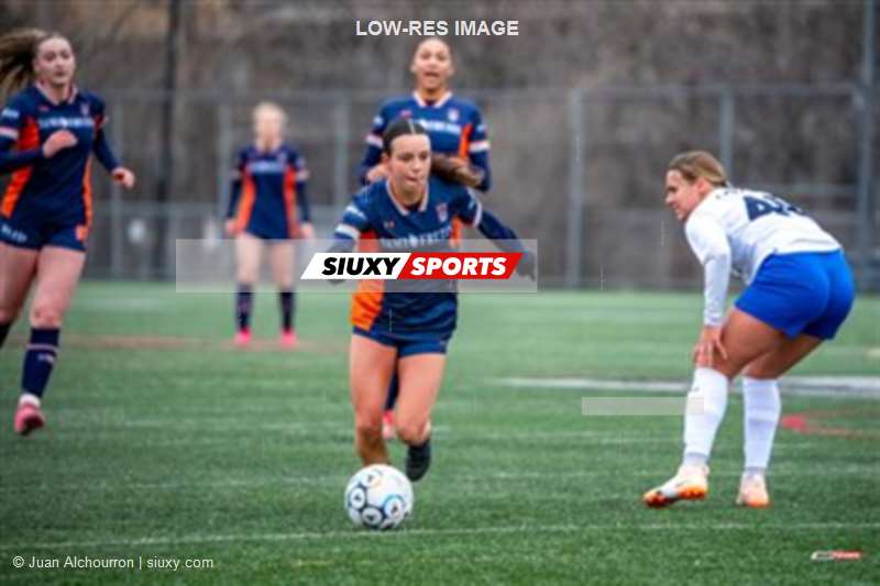 Senior Ligue 1 QC Féminin 2026 - CS St-Laurent vs CS Mont-Royal Outremont
