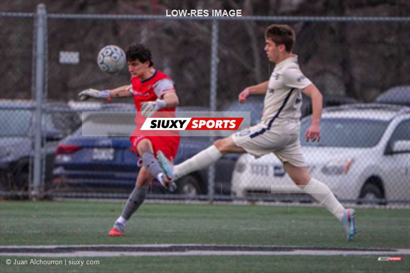 Martin CANTONA -  CS St-Laurent - AS de Blainville - Soccer - Senior Ligue 1 QC Masculin 2026 - CS St-Laurent vs AS Blainville (#PLSQ1FSTLBL04) Photo by: Juan Alchourron | Siuxy Sports 2026-04-18