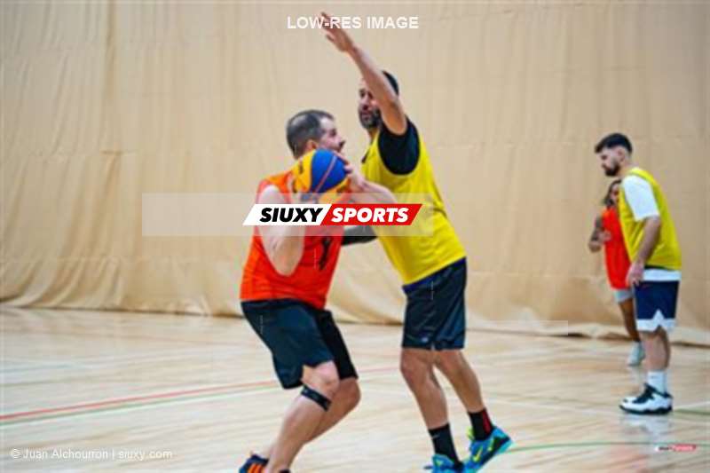 TSS 2026 - Yellow vs Orange