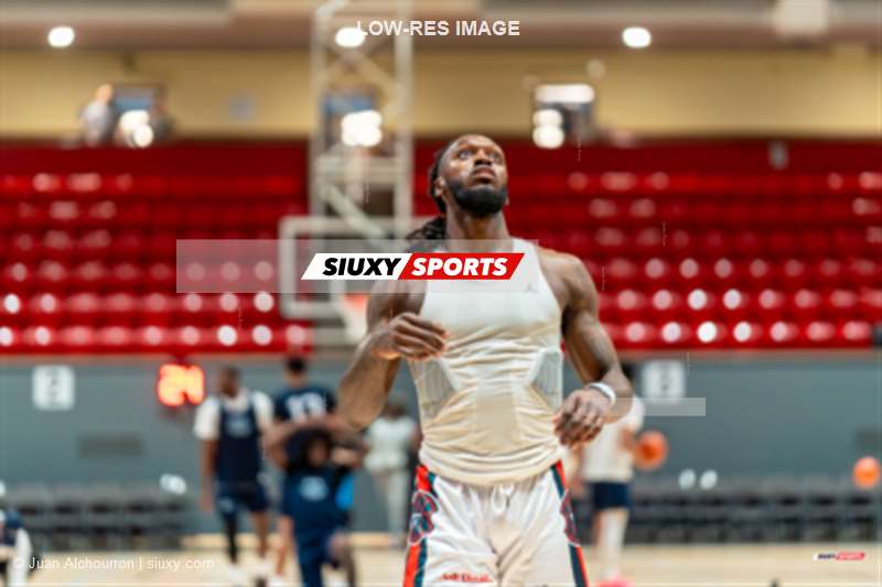 C.J. FELDER -  Montreal - Kitchener Waterloo - Basketball - BSL 2026 - Montréal Toundra vs Kitchener Waterloo Titans - Before match (#BSL26MTKT0110) Photo by: Juan Alchourron | Siuxy Sports 2026-01-09