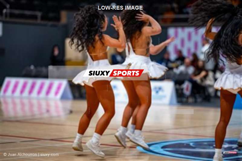 Fierce MTL - Latin Groove Montreal - Half Time Show at Montreal Toundra games (20-21 Feb 2026)