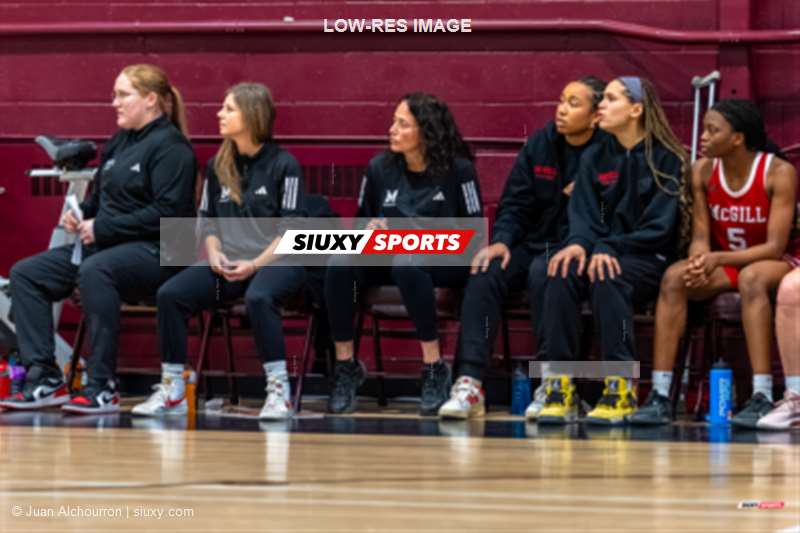 Emilia DIAZ-RUIZ - Marilyse ROY-VIAU -  Université Concordia - Université McGill - Basketball - RSEQ 2026 - Basketball Universitaire F - Concordia U. vs McGill U (#RSEQ26BUFCUM1) Photo by: Juan Alchourron | Siuxy Sports 2026-01-17