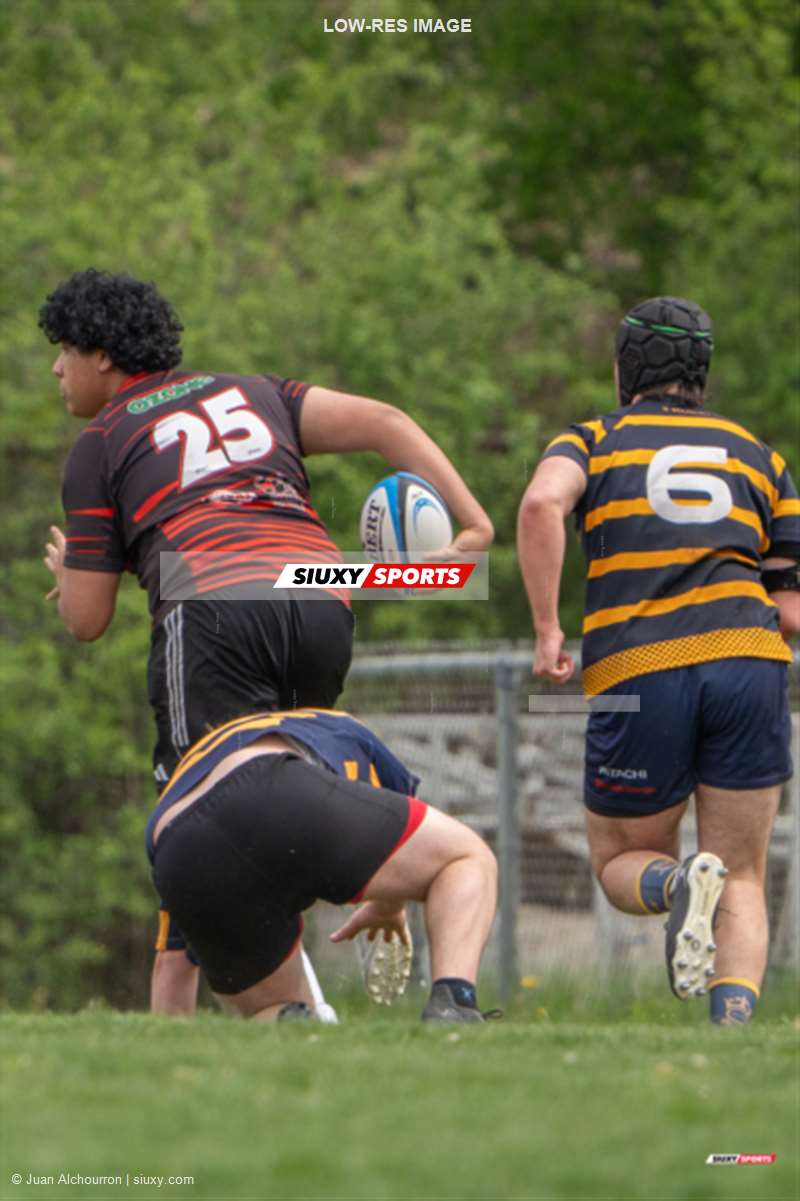  Town of Mount Royal RFC - Club de Rugby de Québec - Rugby - RQ 2026 - P2-P3 Masculin - TMR vs CRQ (#RQ26P2P3MTQ5) Photo by: Juan Alchourron | Siuxy Sports 2026-05-23