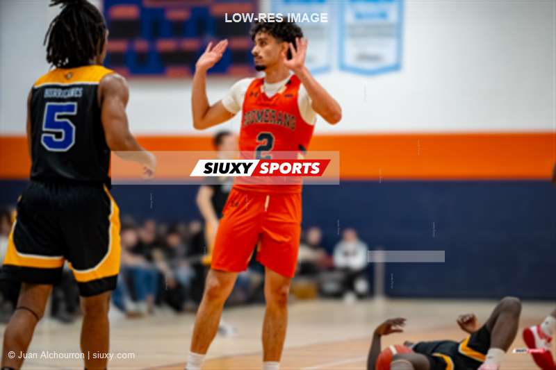 Steven BONILLA-MONTOYA -  Cégep André Laurendeau - Cégep Heritage College - Basketball - RSEQ 2026 - Basketball M D2 - Championnat de conférence SO - André Laurendeau vs Héritage (#RSEQ26BMD23AH) Photo by: Juan Alchourron | Siuxy Sports 2026-03-27
