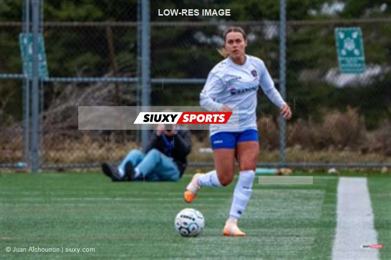 Senior Ligue 1 QC Féminin 2026 - CS St-Laurent vs CS Mont-Royal Outremont