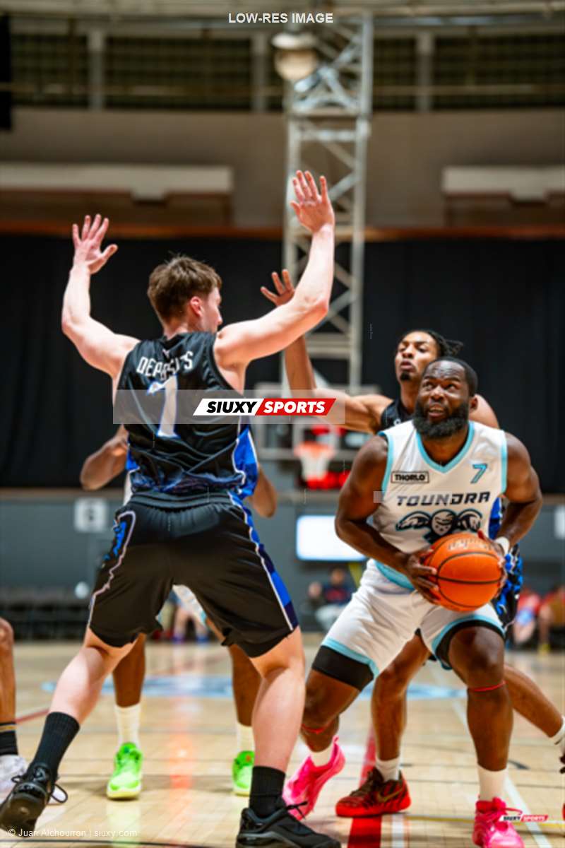 Lansana NWOSU -  Montreal - Lake Erie - Basketball - BSL 2026 - Toundra de Montréal vs Lake Erie Jackals - Game (#BSL26TMJA21) Photo by: Juan Alchourron | Siuxy Sports 2026-02-27