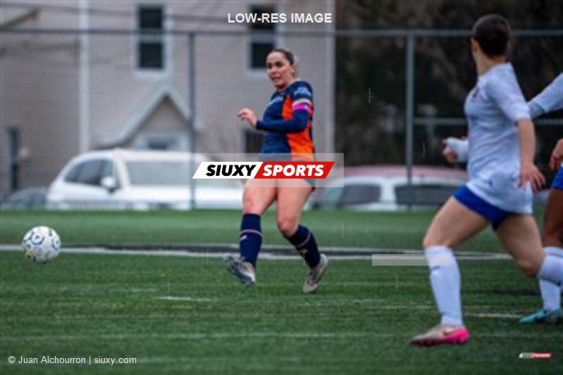 Senior Ligue 1 QC Féminin 2026 - CS St-Laurent vs CS Mont-Royal Outremont